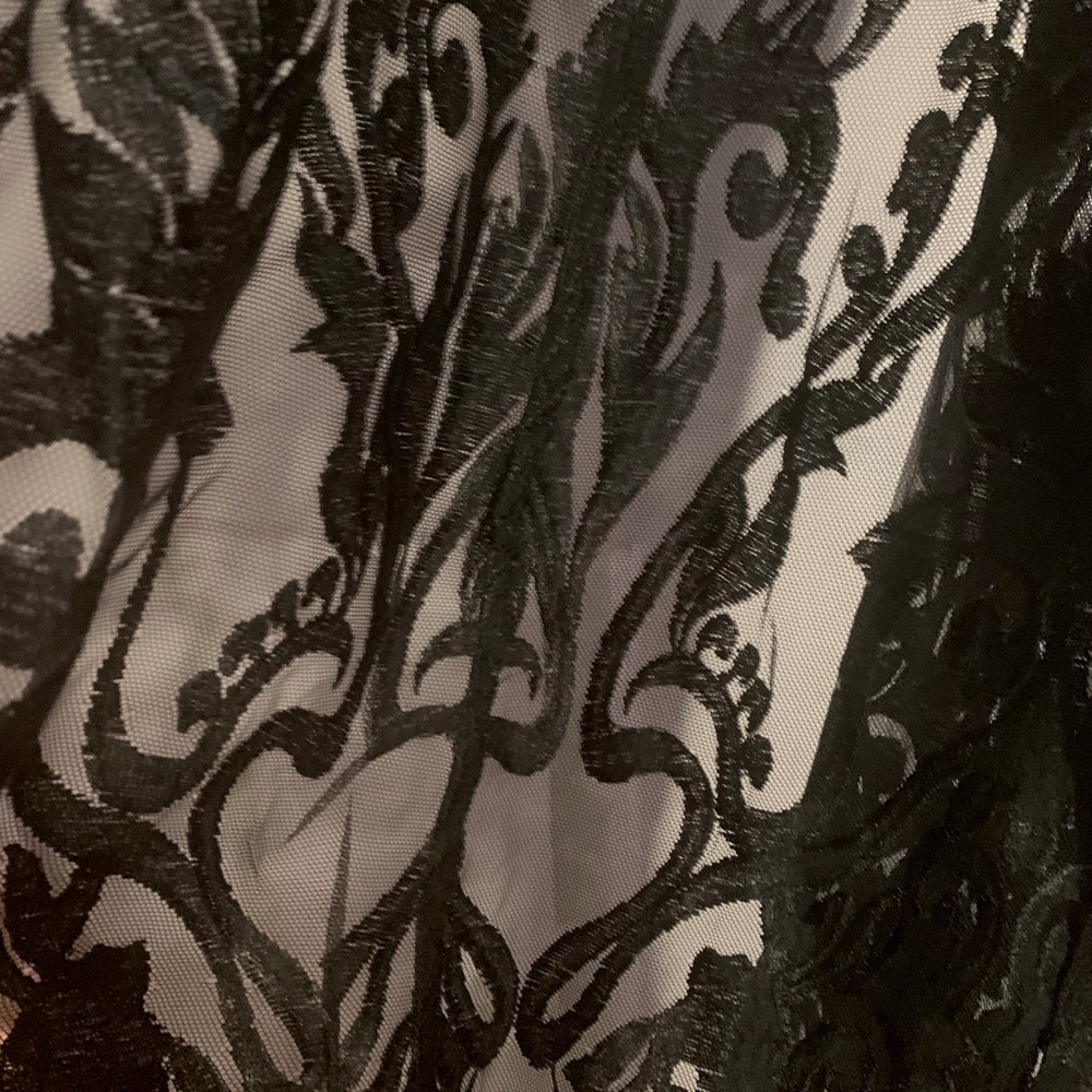 ❌DONATED❌Black Bustier With Lace Mesh Overlay Maxi Shorts Romper - Picture 15 of 17